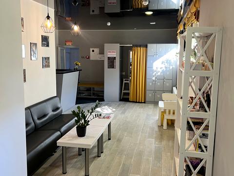 комерційна за адресою Миру просп., 73/3