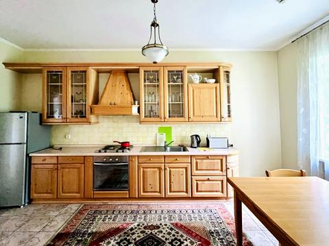 будинок за адресою Центральна вул.