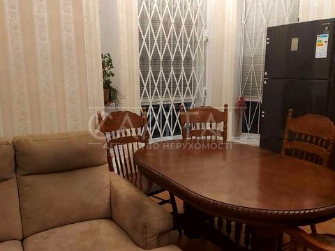 будинок за адресою Квітнева, 38