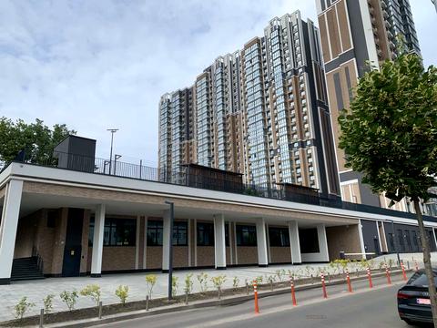 комерційна за адресою Васильківська вул., 37