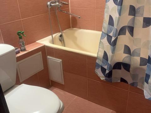 квартира за адресою Братиславська вул., 10