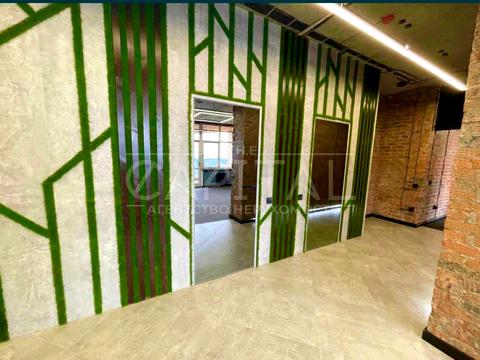 комерційна за адресою Євгена Коновальця вул. (Щорса), 44-А