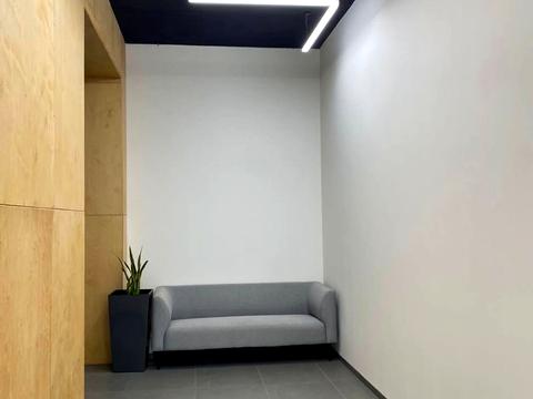 комерційна за адресою Науки просп. (Гагаріна), 22