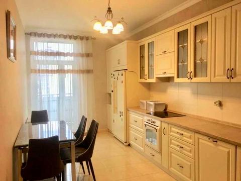 квартира по адресу Академика Филатова ул., 2/1