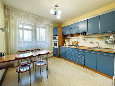 квартира по адресу Ивана Пулюя ул., 1