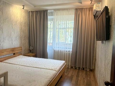 квартира за адресою Володимира Івасюка вул. (Головка), 1