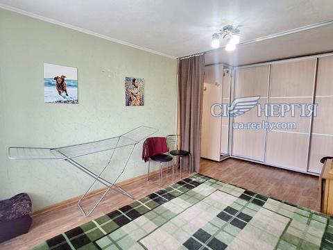 квартира за адресою Верховної Ради бульв., 18