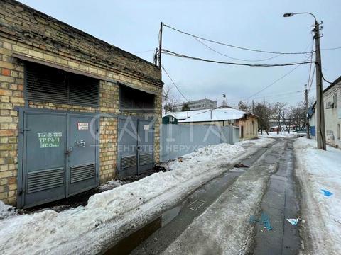 комерційна за адресою Деревообробна вул., 5-Д
