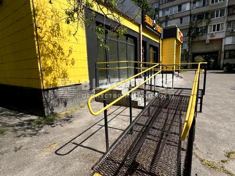 комерційна за адресою Микільсько-Слобідська вул., 6/2