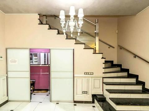 коммерческая по адресу Волчинецкая ул., 207