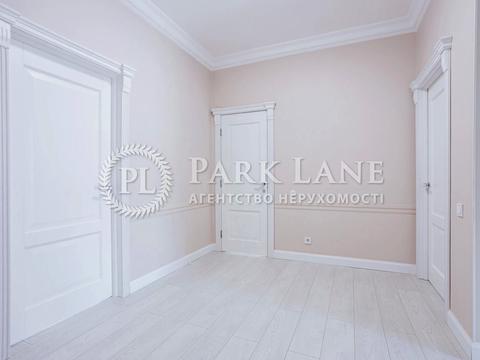 будинок за адресою Молодіжна вул.