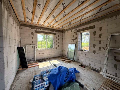 будинок за адресою успішна