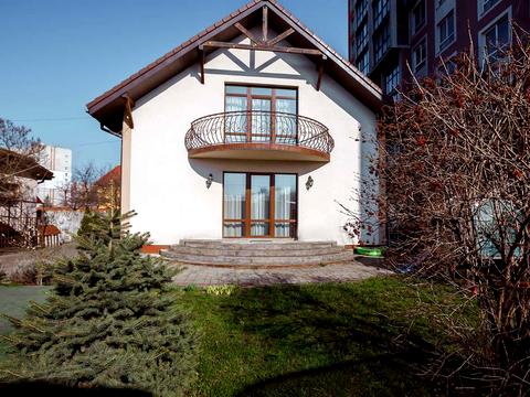 будинок за адресою Богдана Хмельницького  вул., 284