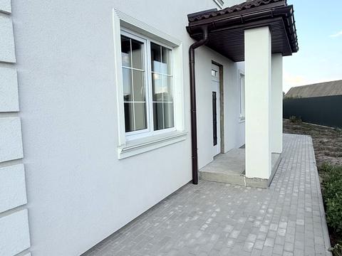 будинок за адресою Приозерна вул.