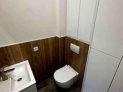 комерційна за адресою Січових Стрільців, 28а
