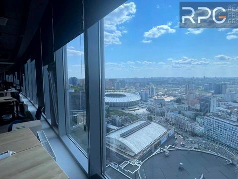 комерційна за адресою Спортивна пл., 1а