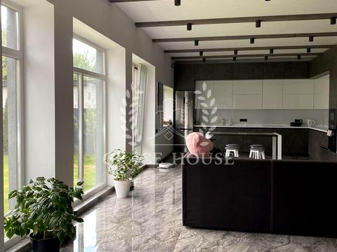 будинок за адресою Боровкова вул.