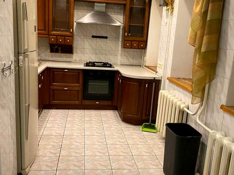 квартира за адресою Оболонська вул., 12