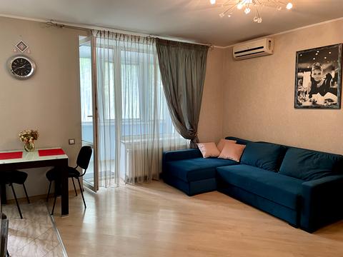 квартира за адресою Новоберегова вул., 2