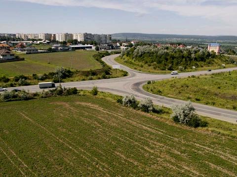 комерційна за адресою Емінеску, 55