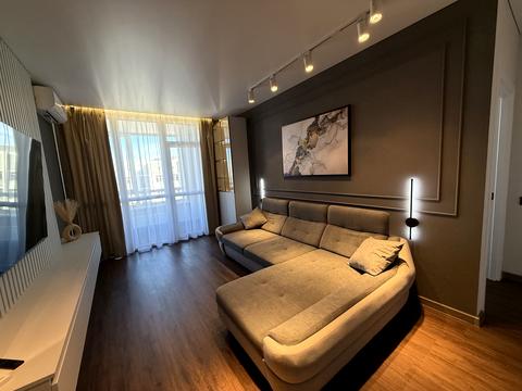 квартира за адресою Причальна вул., 14