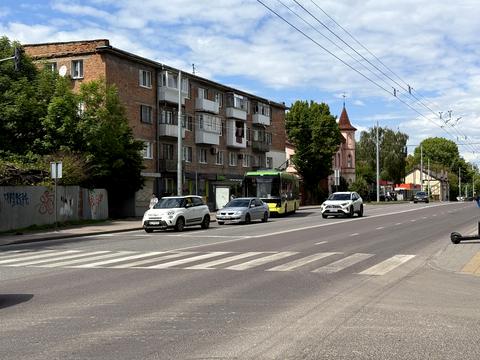 коммерческая по адресу Кульпарковская ул., 122
