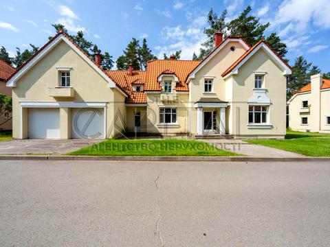 будинок за адресою Столичне шосе