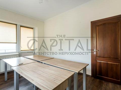 комерційна за адресою Сорочинська вул., 8