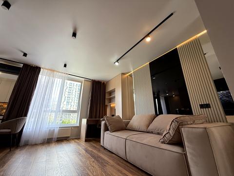 квартира за адресою Салютна вул., 2к22