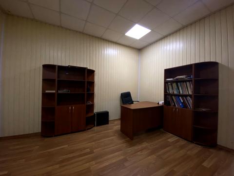 комерційна за адресою Мостова вул., 2