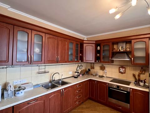 квартира за адресою В'ячеслава Чорновола вул., 20