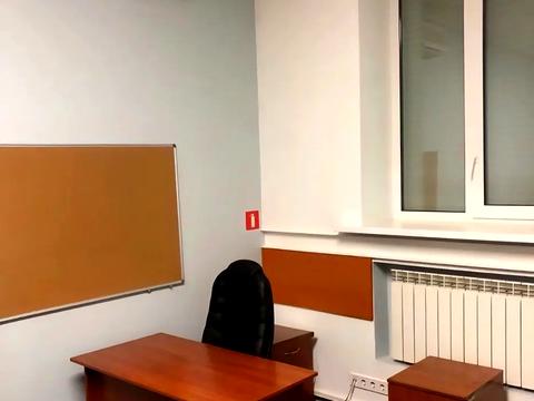 коммерческая по адресу Николая Михновского бульв. (Дружбы Народов), 13