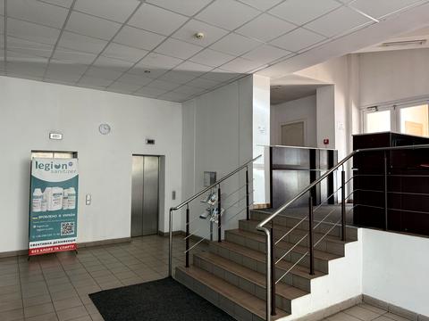 комерційна за адресою Берестейський просп. (Перемоги), 8-А