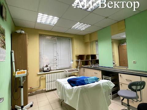коммерческая по адресу Гвардейцев Широнинцев, 67