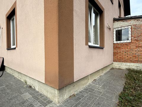 будинок за адресою Івана Колобова