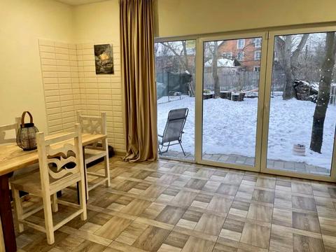 будинок за адресою Броварський просп.