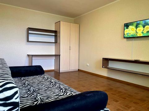 квартира за адресою Ревуцького вул., 54