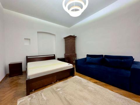 квартира за адресою Лисенка, 3