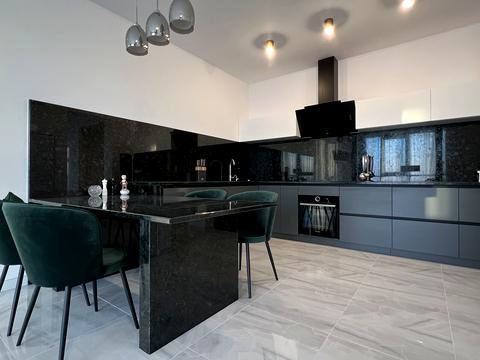 квартира за адресою Андрія Верхогляда вул. (Михайла Драгомирова), 14-А