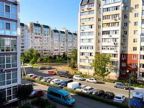 квартира за адресою Вишнева вул., 25