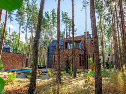 будинок за адресою Лебедівка