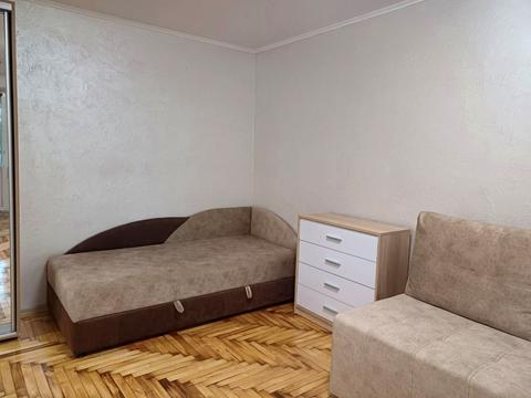 квартира за адресою Сталеварів вул., 26