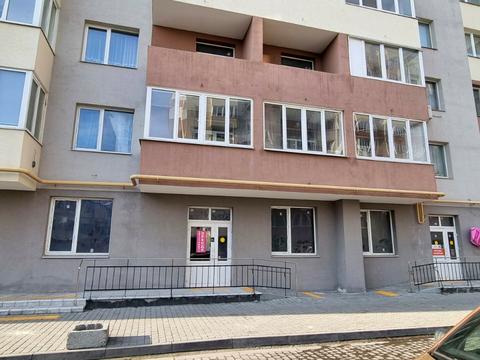 комерційна за адресою Угорська вул., 14е