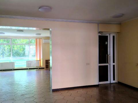 комерційна за адресою Оболонська набережна вул., 19
