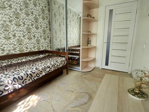 квартира за адресою Надії, 16-а