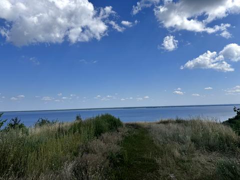 ділянка за адресою Набережно-Дніпровська вул., 1