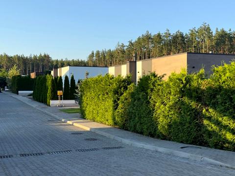 будинок за адресою Привітна, 1