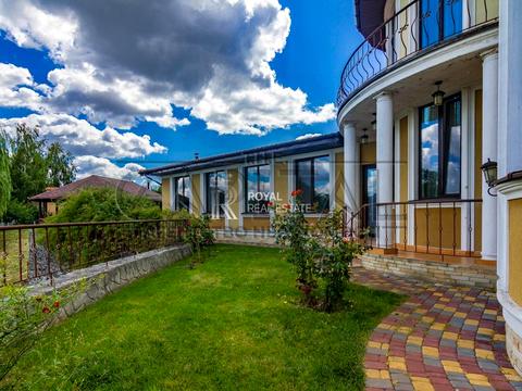 будинок за адресою Вишнева