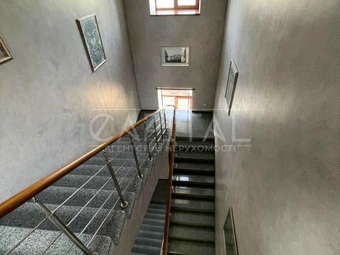 комерційна за адресою Жилянська вул., 97-А