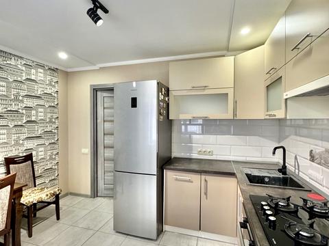 квартира за адресою Михайла Лушпи просп., 5
